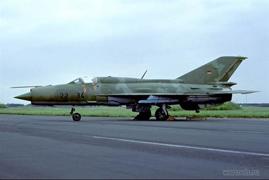 модификация МиГ-21ПФС