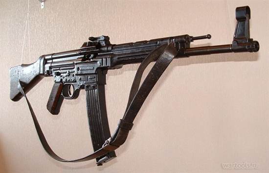 Штурмовая винтовка StG 44