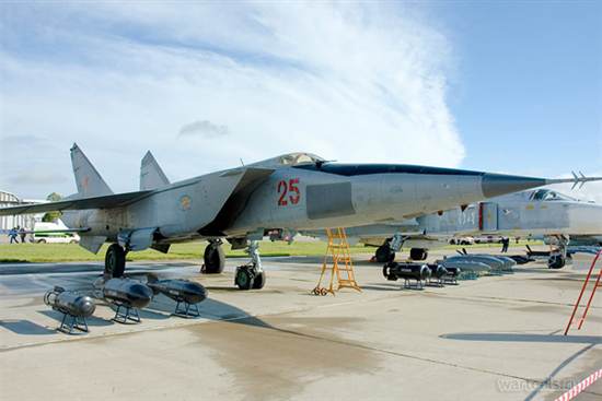 МиГ-25РБС