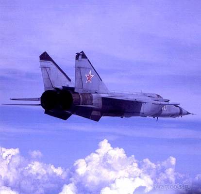 МиГ-25 в небе