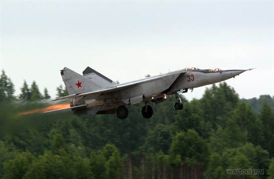 МиГ-25РУ