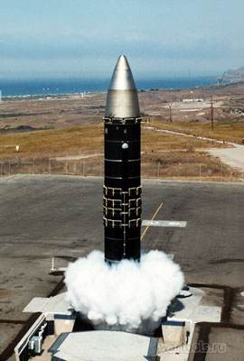 Испытательный пуск ракеты LGM-118 Peacekeeper