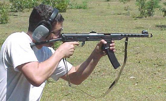Пистолет-пулемёт Судаева в деле
