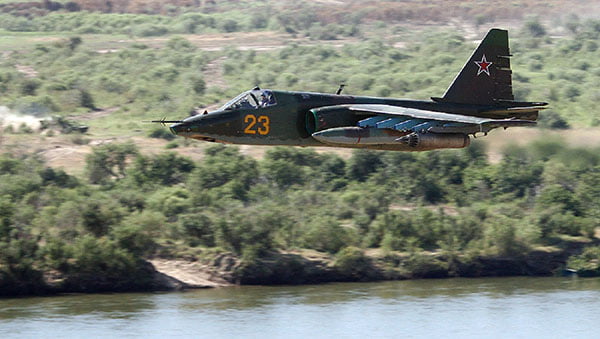Русский штурмовик Су-25 фото
